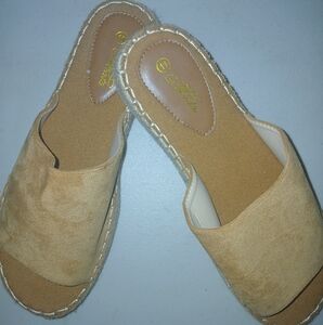 Elegant Tan Suede Women's Slides